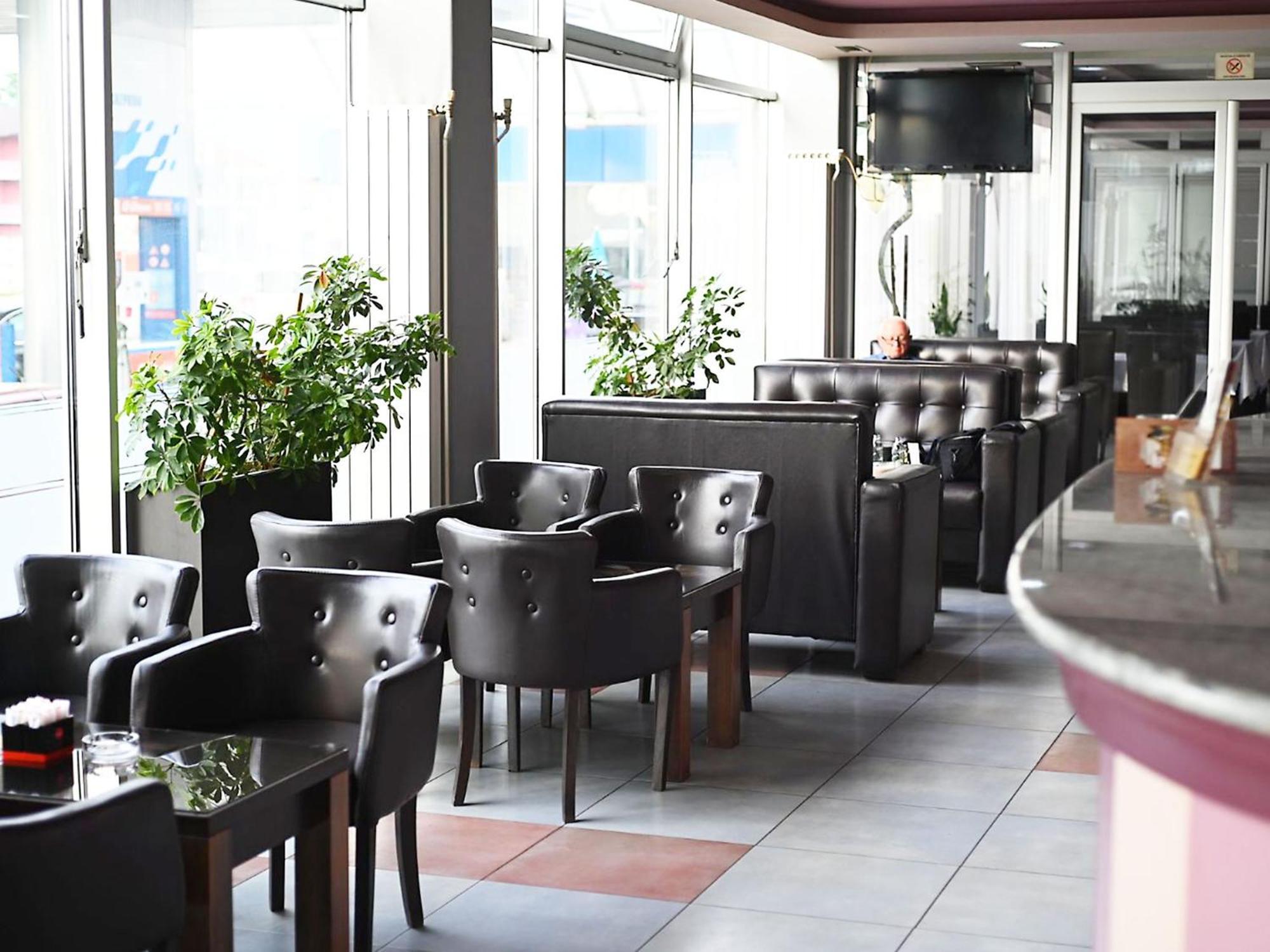 Motel Atlantis Prijedor Exterior photo